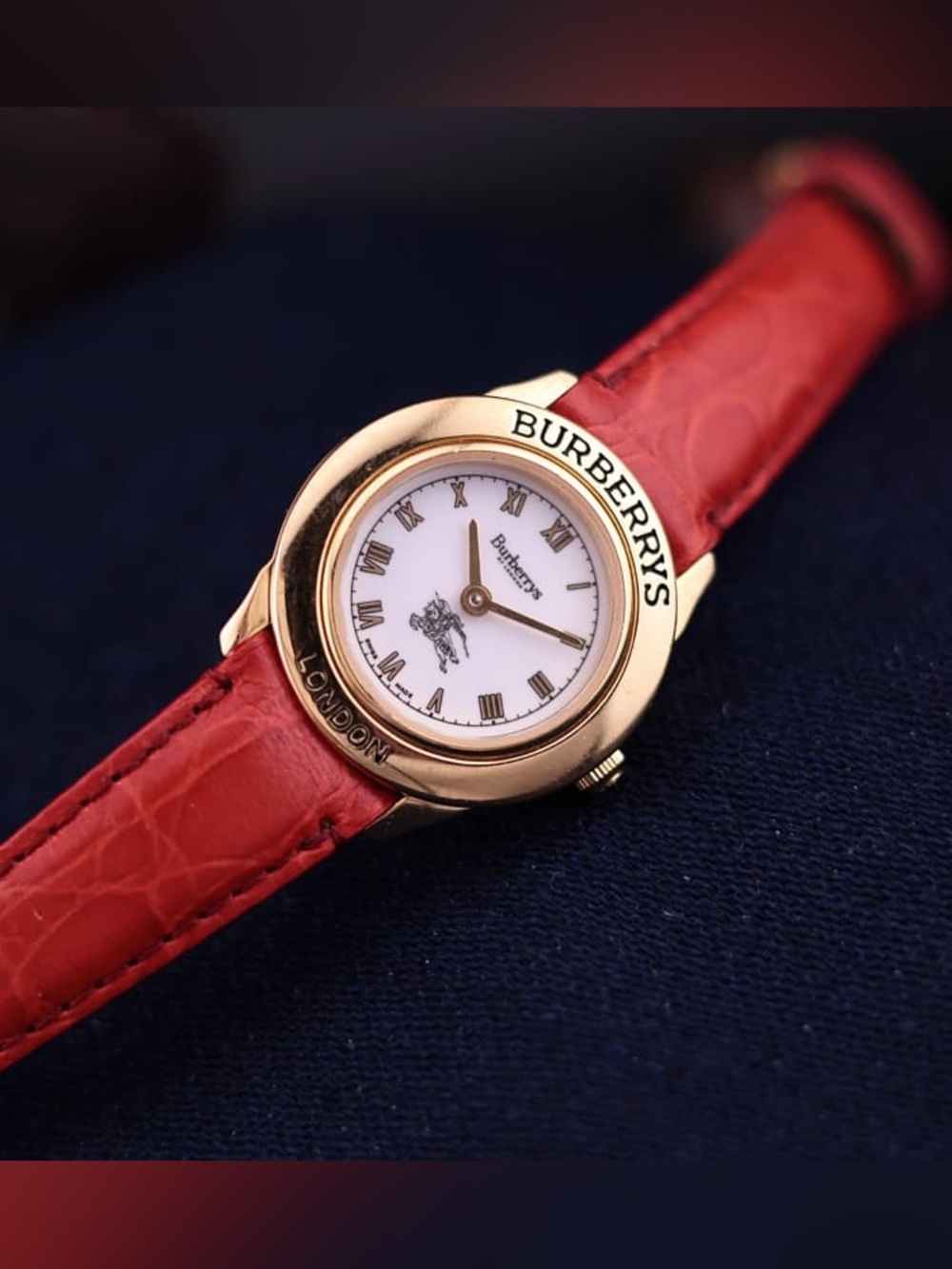 Vintage 1990s Burberrys of London 4200AL Women’s Watch - Picture 6 of 7